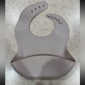 Loulou Lollipop Gray Silicone Bib
